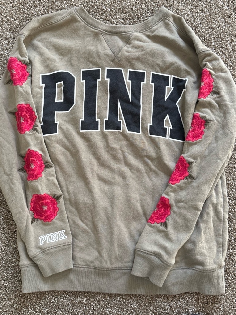 PINK Victoria's Secret green Crewneck with flower embroidery Sweatshirt